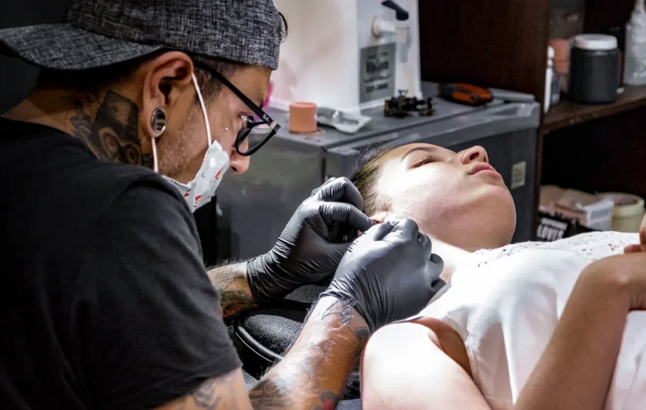 lazy piercer Best Piercing Artist in India
