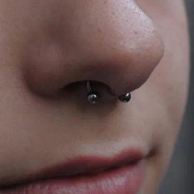 septum piercing